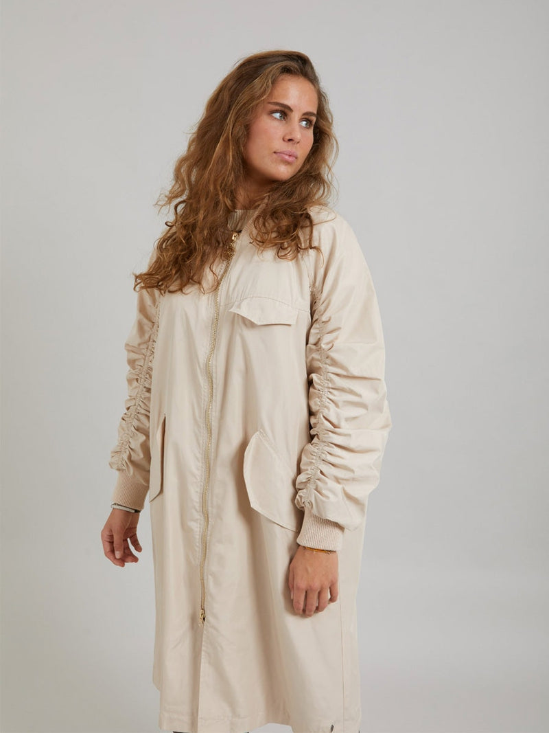 Coster Copenhagen Long bomber jacket Creme