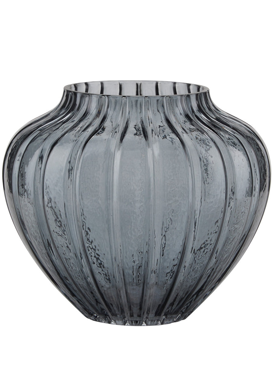 Cozy Living Vase with large grooves smoke