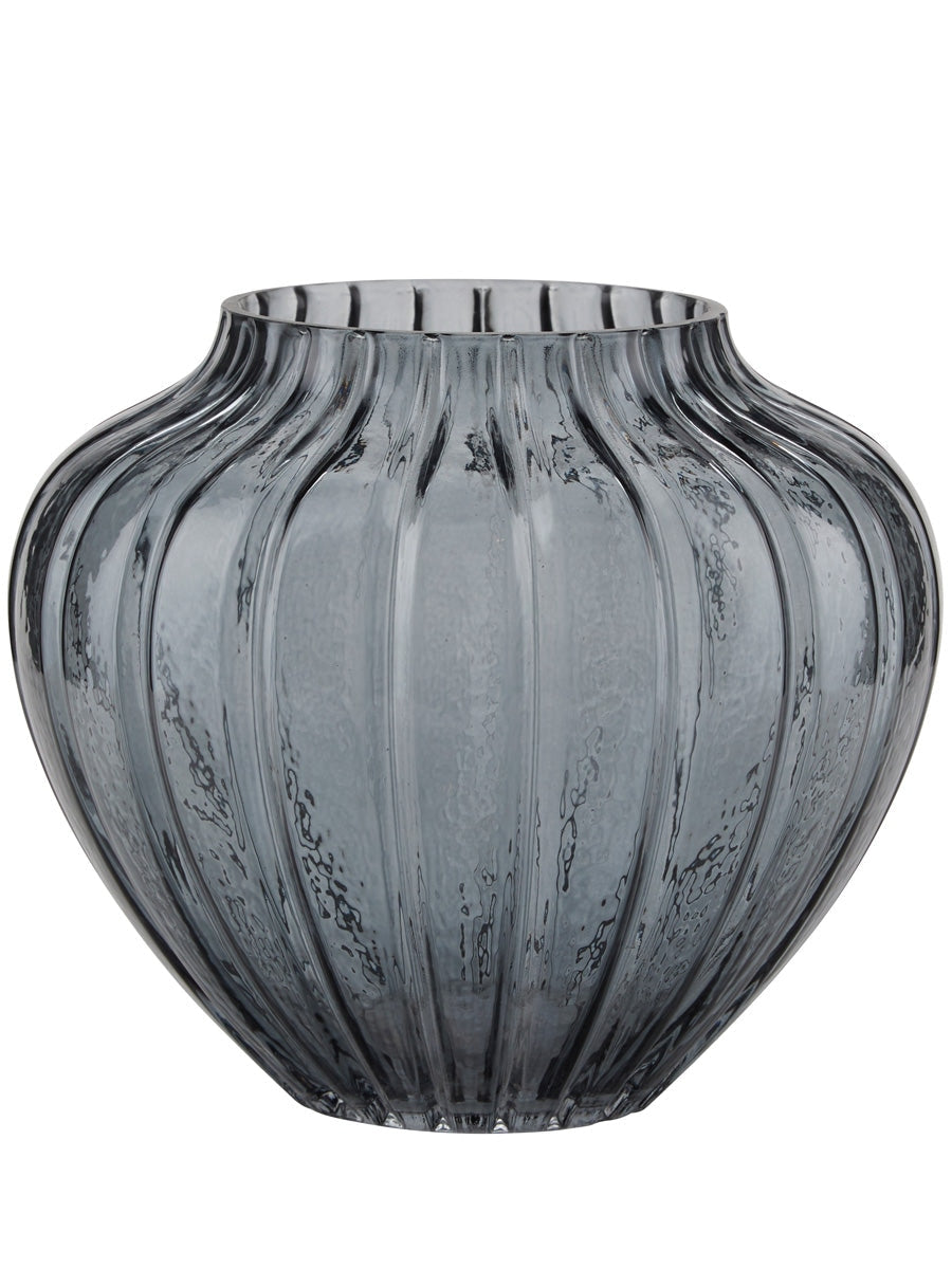 Cozy Living Vase with large grooves smoke