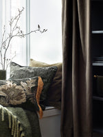 Cozy Living Velvet soft vushion cover värissä vihreä
