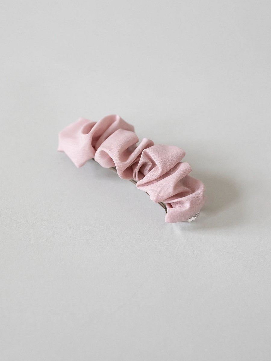Gauhar HELSINKI ATELIER hair clip värissä blush/vaaleanpunainen