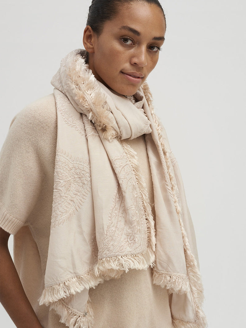 Gustav Denmark JOORY scarf ivory hiekka