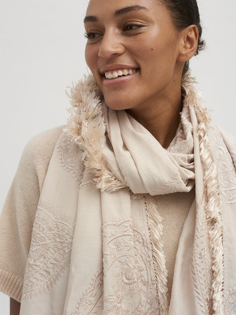 Gustav Denmark JOORY scarf ivory hiekka