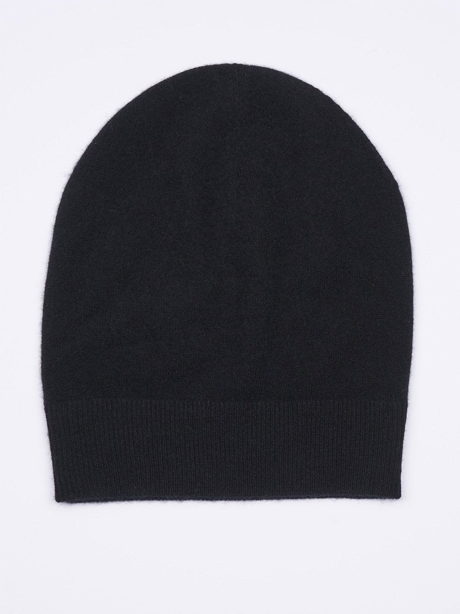 Repeat Organic cashmere hat värissä musta