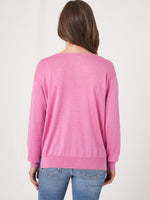 Repeat Cashmere Sweater with v-neck Blossom