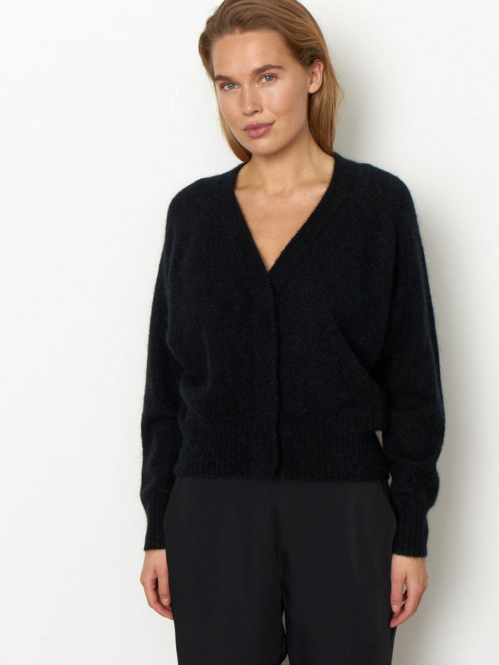 Brook Knit Boxy Cardigan Neuletakit