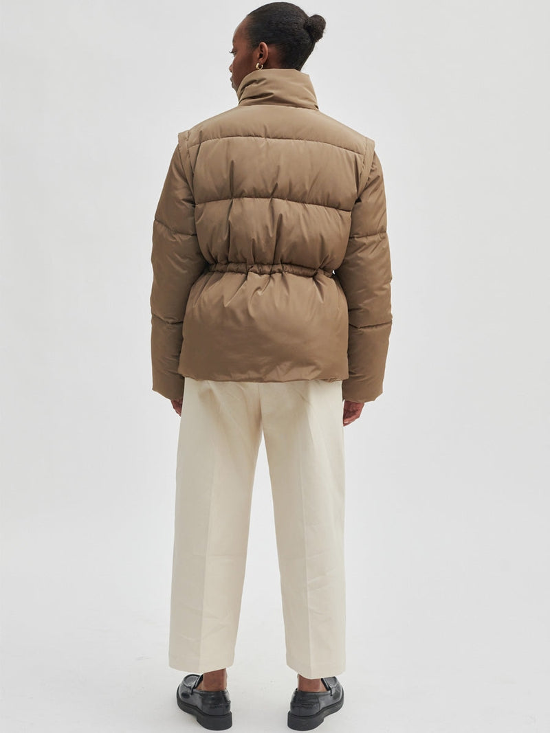 Second Female BUFF jacket shitake