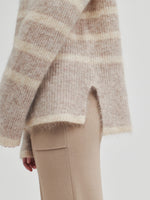Second Female Ovalis Knit T-Neck Crockery