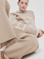Second Female Ovalis Knit T-Neck Crockery